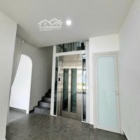 Cho Thuê Gấp Bt Compound Hồ Gia Trang Hồ Bơi,Thang Máy Chỉ 3.300$