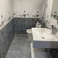 Bán Nhà Riêng Đẹp Xuất Sắc Ở Phố Láng Hạ, Sân Để Xe Riêng - 9,5 Tỷ, 55M2