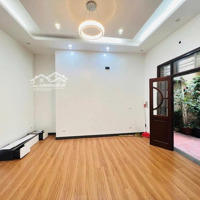 Cầu Giấy - Dân Xây - Mặt Tiền Khủng - 3 Bước Ra Phố -Diện Tích46 M2 -Mặt Tiền8 Mét - Giá Nhỉnh 8 Tỷ