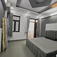 Bán nhà Trường Chinh lô góc nhà đẹp dân xây full nội thất ở luôn 2 thoáng 50m 5 tầng 6 ngủ .
