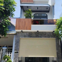 Đậu Visa Bán Gấp Nhà Đường Hàn Hải Nguyên,Q11-Giá: 3,72Tỷ/67,5M2(4,5X17M).Nhà 3 Tầng 4 Phòng Ngủ 5 Vệ Sinh
