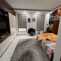 Hạ Chào Mạnh 3 Tỷ Để Bán Nhanh Nhà 6 Tầng Thang Máy