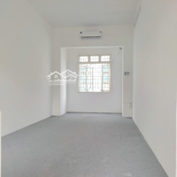 Cho Thuê Sàn Văn Phòng Mặt Đường Giải Phóng Gần Bến Xe Giáp Bát 30M2 Chỉ 3, 9 Triệu