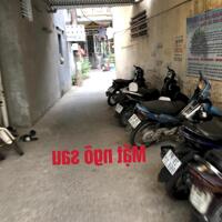 Cần bán nhà Cầu Giấy, ô tô đỗ cửa, diện tích 38m2 x 4 tầng, giá 10,5 tỷ