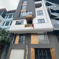 Cho Thuê Nhà Phân Lô Tại Dịch Vọng- Cv Cầu Giấy. Diện Tích: 98 M * 4 Tầng . Mt: 8 M. Chia Phòng. Giá Bán 30 Triệu