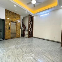 Bán Nhà Phố Lệ Mật Nhà Mới Đẹp, Có Thang Máy, Cách Phố 50M2 Không Có Căn Thứ 2 Cùng Phân Khúc