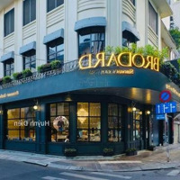 Hạ Giá Bán 12 Tỷ ! Góc 2Mặt Tiềnnguyễn Văn Trỗi -Diện Tích(38 X 24) - 5 Tầng - Hđt 10.000$/Th - Giá Bán 108 Tỷ Tl