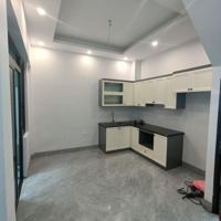 Nhà Đẹp Xây Mới 5 Tầng Phố Vĩnh Tuy