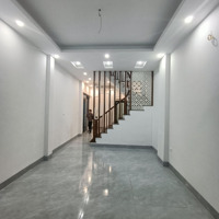 Nhà Đẹp Xây Mới 5 Tầng Phố Vĩnh Tuy