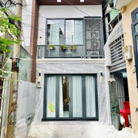 Nhà Đẹp Mới Xd, Full Nội Thất, Vào Ở Ngay, Dt(4X10)M2, 2Tầng,Cn 39.7M2, 3 Phòng Ngủ 3 Vệ Sinh4 Máy Lạnh.