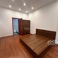 Trường Chinh Thanh Xuân Cho Thuê 40M,5T, 3 Phòng Ngủ Đầy Đủ Nội Thất Giá 13, 5 Triệu