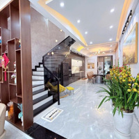 Mặt Tiền 7M5 Sơn Trà Full Nội Thất Chỉ Cách Biển 500M - Nhà Xây Mới Hoàn Toàn