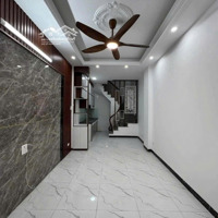 Nhà Vân Côndiện Tích41M2, Có Gara, Cách Dl Thăng Long Chỉ 400M. Đường Ôtô, Thông. Tiện Di Chuyển Mỹ Đình