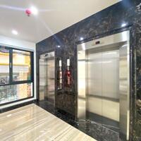 Cho Thuê Tòa Văn Phòng 9 Tầng Mặt Phố Quan Hoa. DT 190m2. MT 9.5m. Giá 13.300USD/th