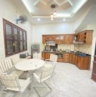 Bán Nhà Sát Vách Ô Chợ Dừa, q. Đống Đa, P.lô, V.phòng, 48m2, 9.65 Tỷ