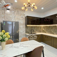 Bán Nhà Ngộp Ngay Cộng Hòa, Tân Bình. Giá: 2 Tỷ 430 Triệu,Diện Tích62M2, Sổ Riêng, Liên Hệ: 0984555724