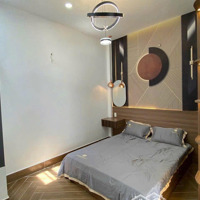 Bán Nhà Ngộp Ngay Cộng Hòa, Tân Bình. Giá: 2 Tỷ 430 Triệu,Diện Tích62M2, Sổ Riêng, Liên Hệ: 0984555724