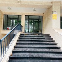 Tầng Trệt 7X22M, Ngăn Kính Sẵn, Full Máy Lạnh Vạn Phúc City,Free Chỗ Giữ Xe