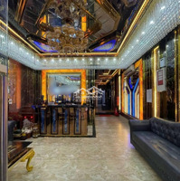 Bán Nhà Mặt Phố Trung Hòa, 132M2, 6T,Mặt Tiền5.6M, Ô Tô Tránh, Vỉa Hè, Thang Máy, Kinh Doanh Đỉnh