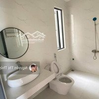 Sập - Giá Đầu Tư Có Dòng Tiền 40 Triệu-Mặt Tiền Hồ Nghinh- Đường 15M Sát Bãi Tắm Phạm Văn Đồng