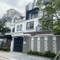 Cho Thuê Nhà Biệt Thự Trần Kim Xuyến - Kđt Yên Hòa.diện Tích160M2*3,5T*Mt 10M. Giá 60 Triệu/Th