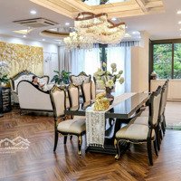 Gia Đình Bán Căn Sân Vườn 220M2 - 3 Phòng Ngủ 2 Vệ Sinhban Công Đông Nam Full Nội Thất Giá Bán 9 Tỷ