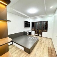 Bán Nhà Tây Mỗ ,Ô Tô Đỗ Cách Nhà 10M, Diện Tích: 31M,5 Tầng Mới Cứng ,Chỉ 4.5 Tỷ. Liên Hệ:0973561586.