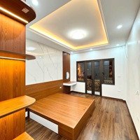 Bán Nhà Tây Mỗ ,Ô Tô Đỗ Cách Nhà 10M, Diện Tích: 31M,5 Tầng Mới Cứng ,Chỉ 4.5 Tỷ. Liên Hệ:0973561586.