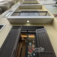 Chính Chủ Cần Bán Gấp Nhà Cổ Nhuế - 35M2, Mặt Tiền 5.2M - 5 Tầng - Chỉ 5 Tỷ Hơn