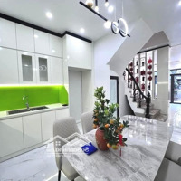 Bán Nhà Phố Nguyễn Chí Thanh, Nhà Mới Ở Ngay Full Nội Thất, Cách Ô Tô 15M, Sát Phố,Diện Tích34M2 * 5T