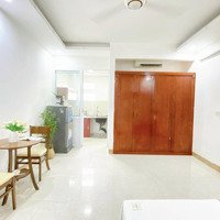 Căn Hộ 30M2 Full Đồ Cao Cấp Nhà Mới Ô Tô Đỗ Tại Hoàng Ngân Chỉ 4 Triệu7