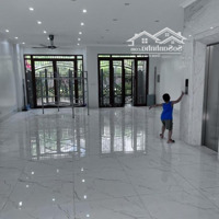 Cho Thuê Tòa Nhà Mặt Phố Nguyễn Đình Hoàn - Nghĩa Đô.diện Tích100M2*6T*Mt 10M, Thang Máy. Giá 75 Triệu/Th