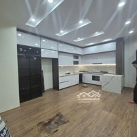 Cần Bán Gấp Căn Hộ Tầng 8 - 135M2 - 3 Ngủ Full Nội Thất Đẹp Tại Ct2 Văn Khê Giá Chỉ 5 Tỷ