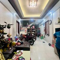 HUỲNH VĂN NGHỆ , P15 , Q. TÂN BÌNH ,GIÁ :8.7 TỶ , 94M2 , 4,5 X 20M , 4 TẦNG SÂN THƯỢNG