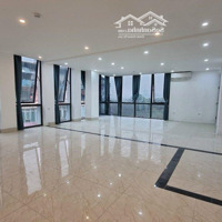 Cho Thuê Nhà Nguyễn Đình Khơi Gần Hoàng Việt, P. 4 Q. Tân Bình, 10X25M, 1 Trệt 2 Lầu Sân Thượng