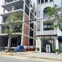 Chỉ Nhỉnh 10 Tỷ Sở Hữu Ngay Căn Nhà 4 Tầng Lê Văn Quý, Ngay Bãi Biển Mỹ Khê Đà Nẵng