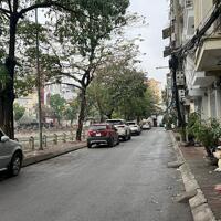Bán nhà phố Phương Mai, Đống Đa 39m, 4 tầng. Giá: 20 tỷ. LH: 0937158386