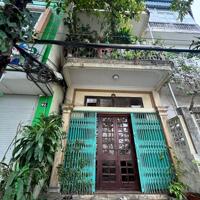 Bán nhà phố Phương Mai, Đống Đa 39m, 4 tầng. Giá: 20 tỷ. LH: 0937158386