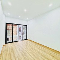 Bán Nhà Ngõ 814 Đường Láng ,Láng Thượng ,Đống Đa 35 M2 Xây 4 Tầng Mới Đẹp Cahs Ô Tô 100M Giá Bán 7,5 Tỷ