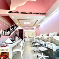 Sang Mặt Bằng Đẹp, Làm Spa, Nail Phú Mỹ Hưng. Q7