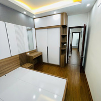 Bán Nhà Tam Trinh, Nhỉnh 5 Tỷ, 4 Ngủ, 36M2, Vài Bước Ra Ô Tô, Full Nội Thất, Dân Xây.