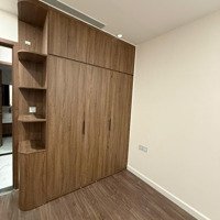 Cho Thuê Căn Hộ 2 Phòng Ngủ 2 Vệ Sinhtại Sunshine City, 17 Triệu, 80 M2. Lh Ms Hường 0936670899