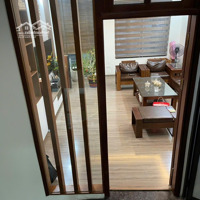 Chính Chủ Cần Tiền Bán Gấp Lô Mặt Phố Kinh Doanh Oto Vào Nhà Diện Tích 50 M2 Hướng Đông Nam