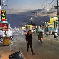 Nhà Mặt Tiền D1 Visip1, 5,55 Tỷ, 100M2, 3 Phòng Ngủ 3 Vệ Sinh 2 Tầng, Q.thuận An, Bình Dương