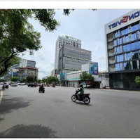 Cho Thuê Toà Nhà Dtsd 2780M2 Đối Diện Bệnh Viện Đại Học Dân Tộc Quận Phú Nhuận