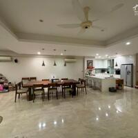 Bán căn hộ Ciputra 267m² L1 L2 view sân golf đẹp, giá tốt - 0974 606 535