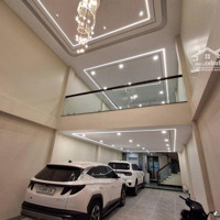 Bán Gấp Nhà Phố Nguyễn Văn Cừ Long Biên 100M2 8T Gara 6 Ô Tô, Full Nội Thất, Kinh Doanh Giá Bán 27.8 Tỷ