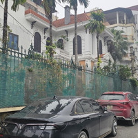 Bán Nhà Phân Lô Ngõ 9 Trần Quốc Hoàn. Cầu Giấy . Hà Nội. Ô Tô Tránh. Kinh Doanh Khủng. Diện Tích: 60M2, Mt6M