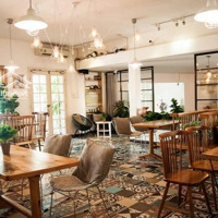 Cho Thuê Nhà Mặt Phố Đường Nguyễn Đình Thi, 160 Triệu, 150M2, Đẹp, Nhiều Tiện Ích