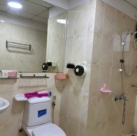 Cần Cho Thuê 1 Phòng Ngủ Master Trong Căn Hộ Chung Cư Sao Mai - 153 Lương Nhữ Học, Q. 5